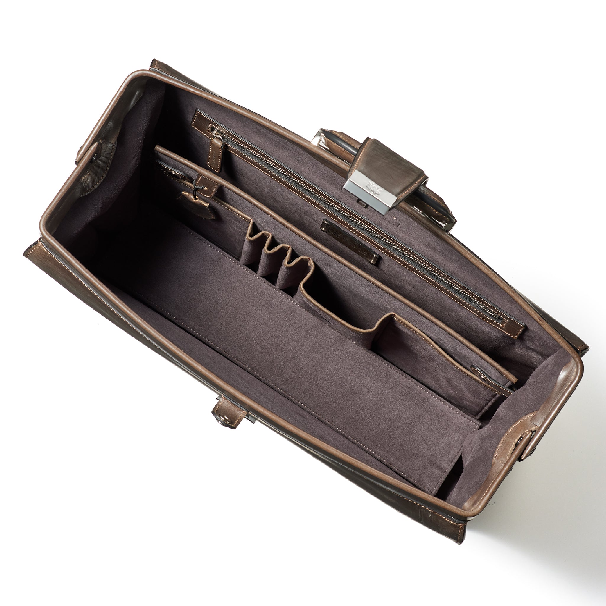 #カラー_ブラックリーフ