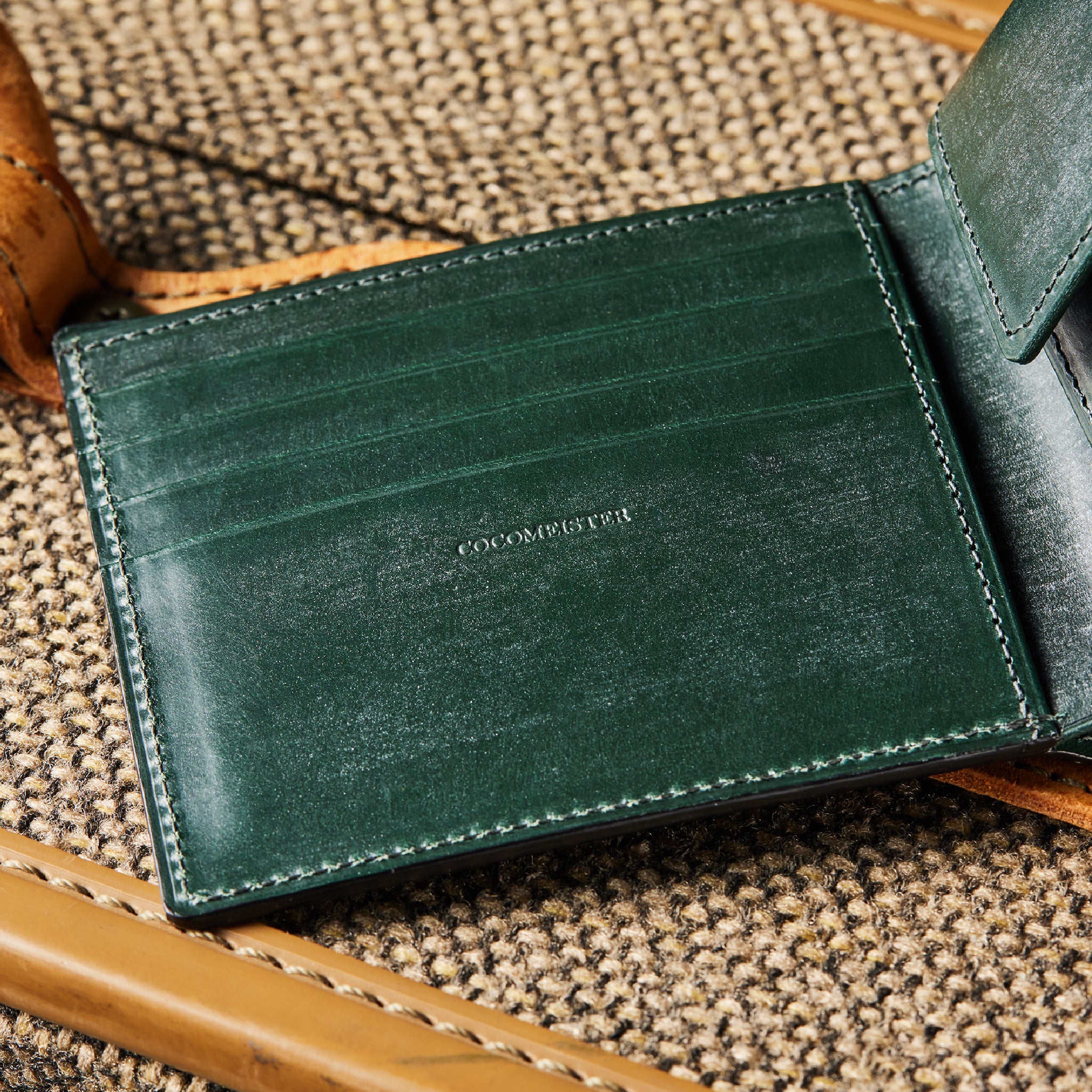 #Color_モスグリーン