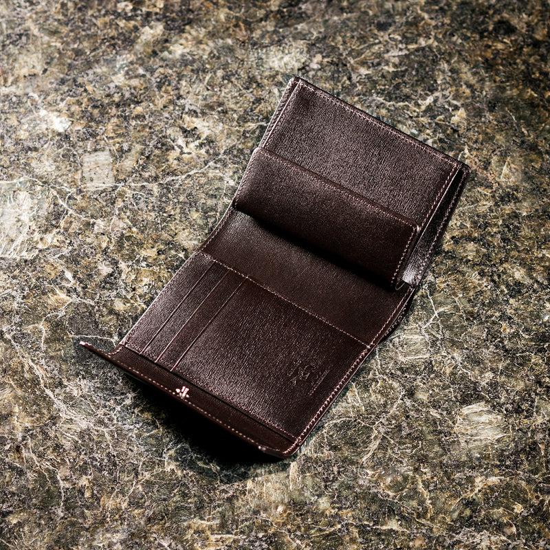 カヴァレオ カンガ