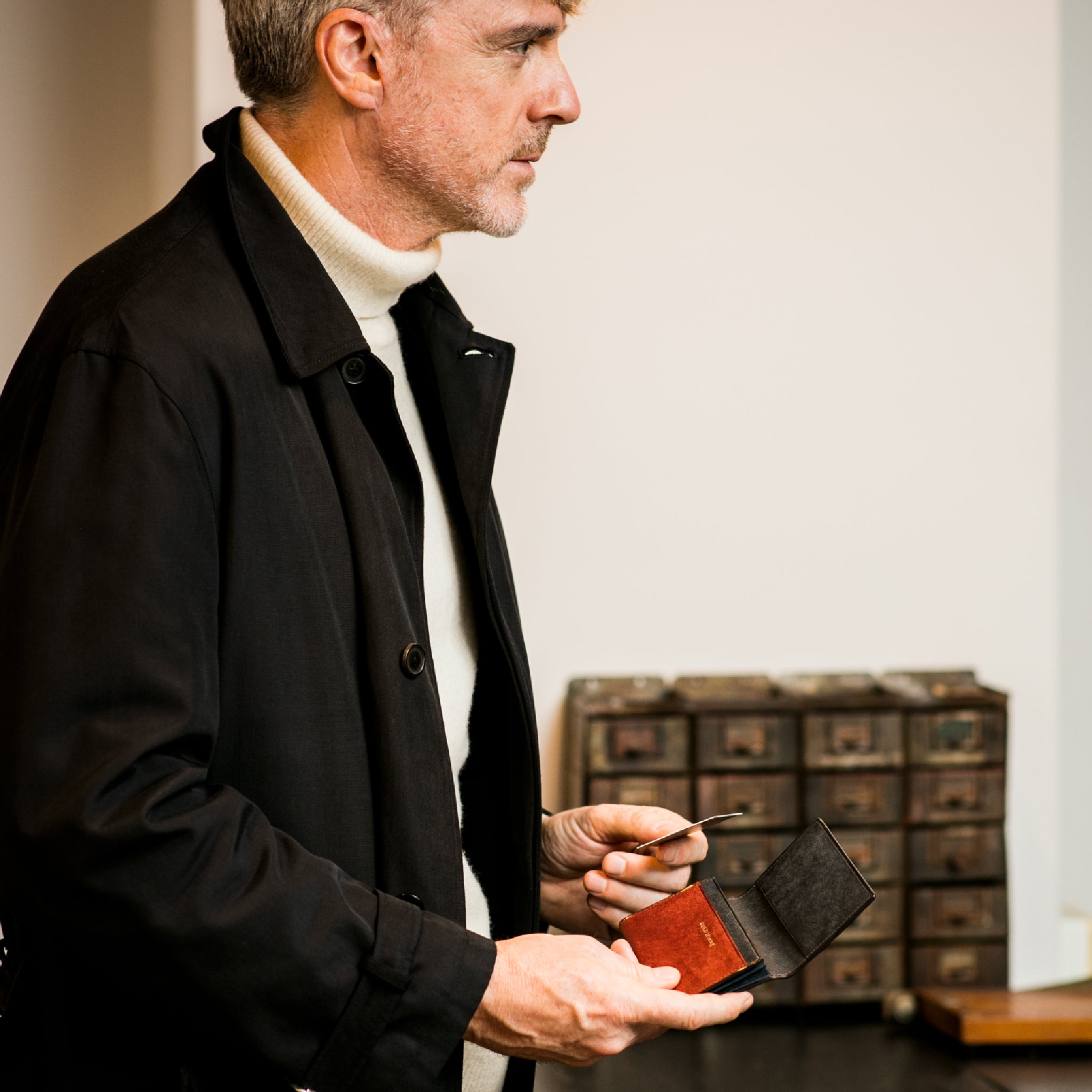 #Color_レッドアース