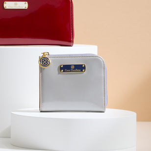 シャンパングレージュ