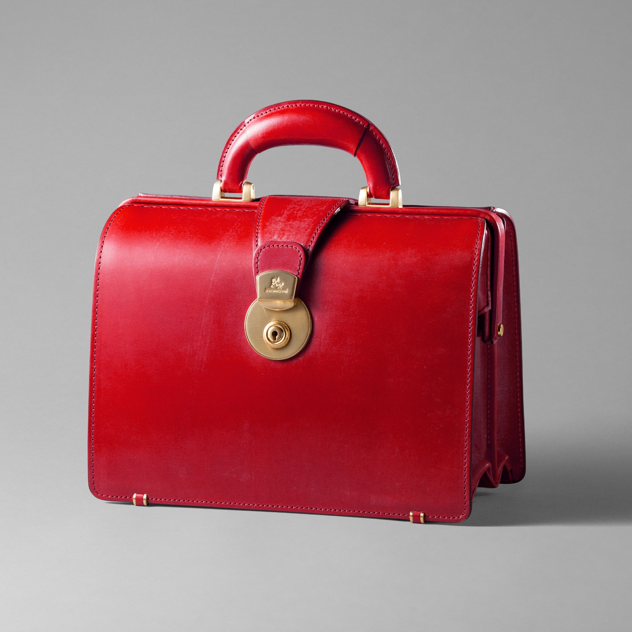 #Color_スイスレッド