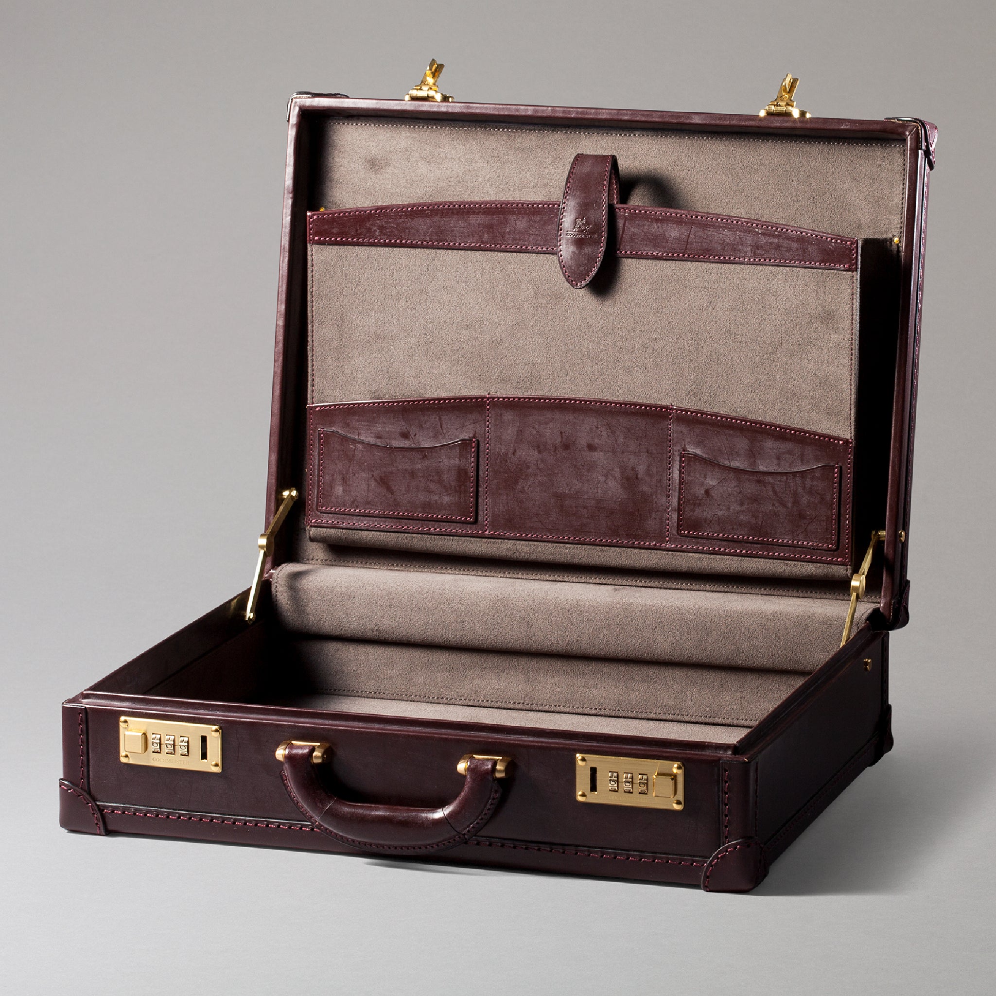 #Color_ボルドーワイン