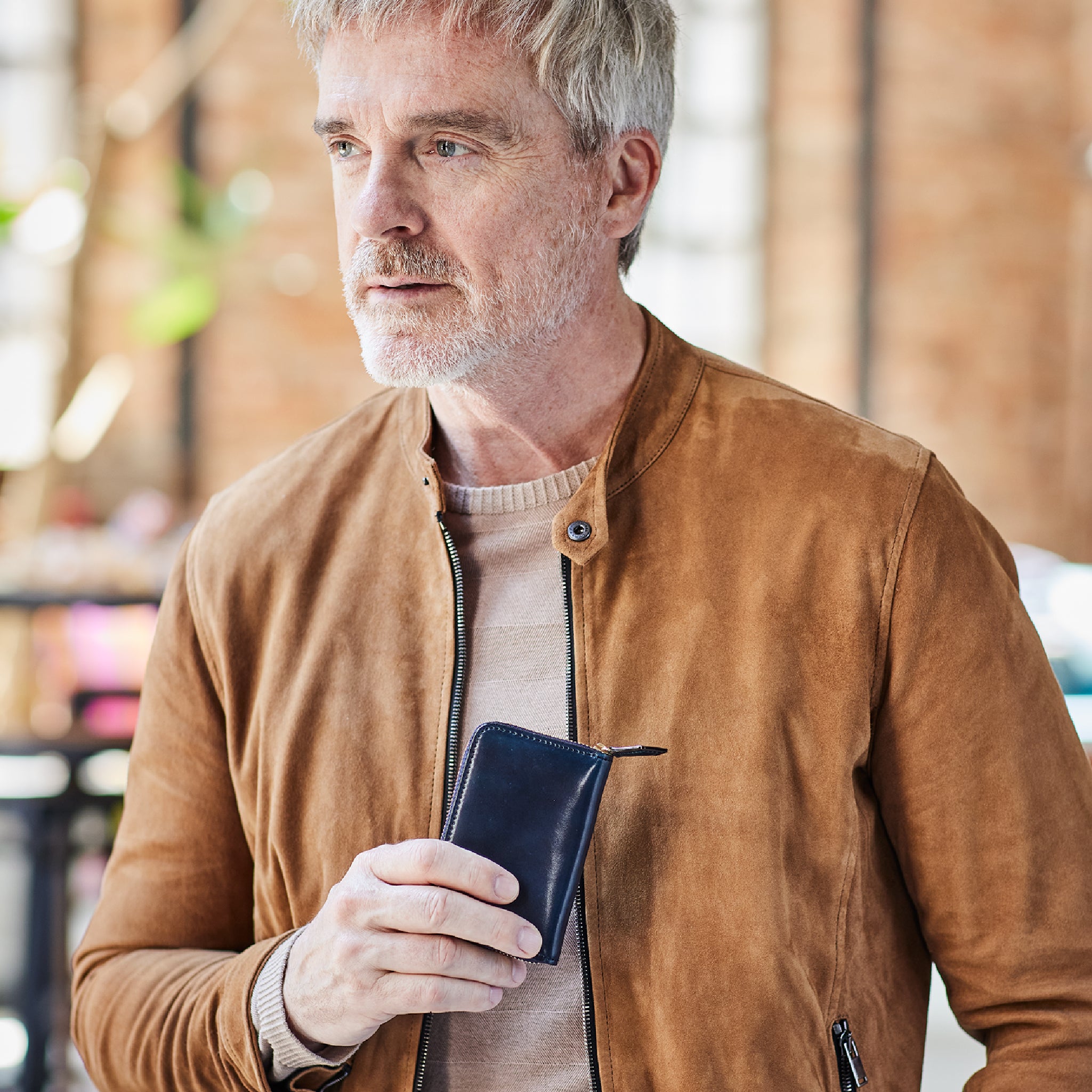 #カラー_ブルークリスタル