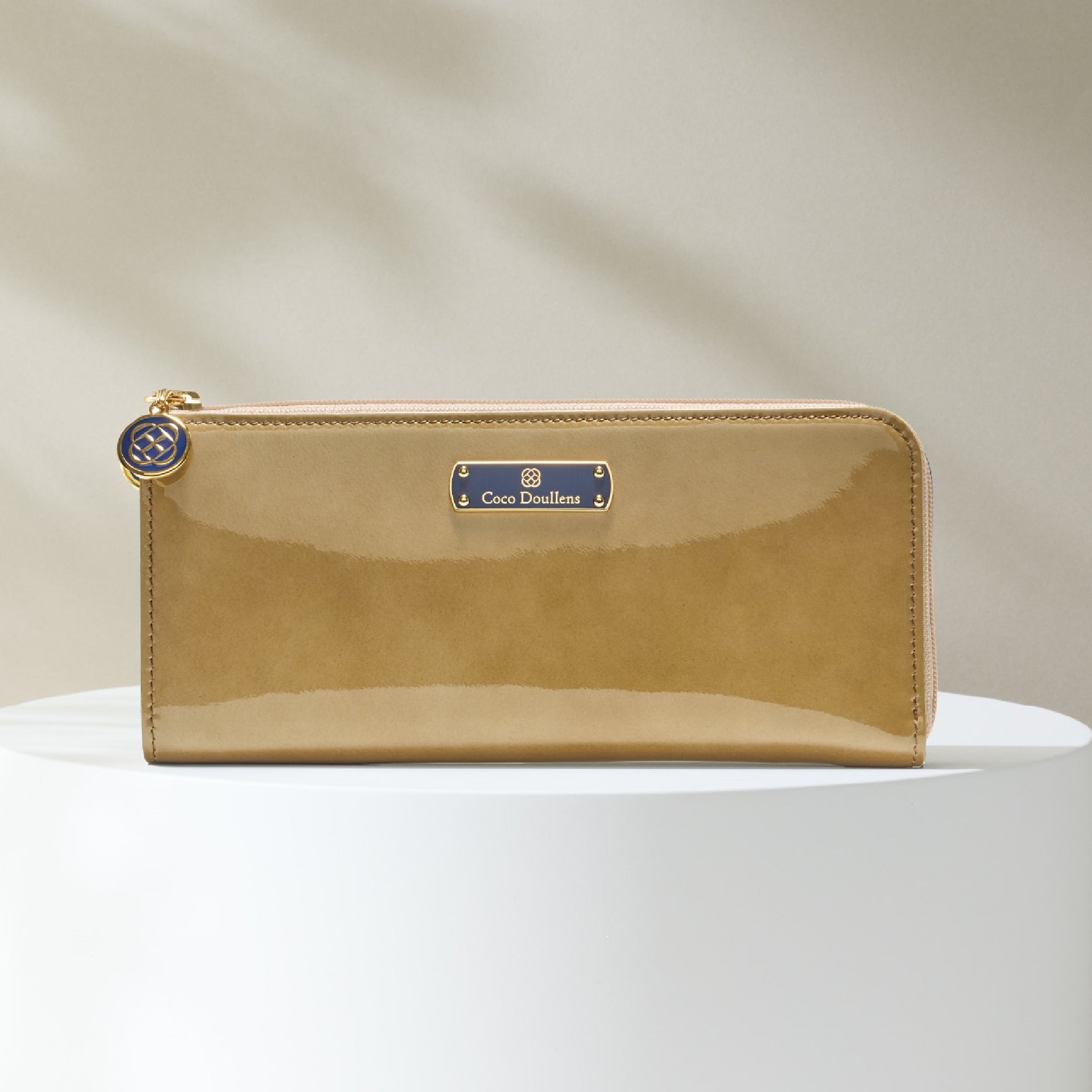 #Color_スモークベージュ