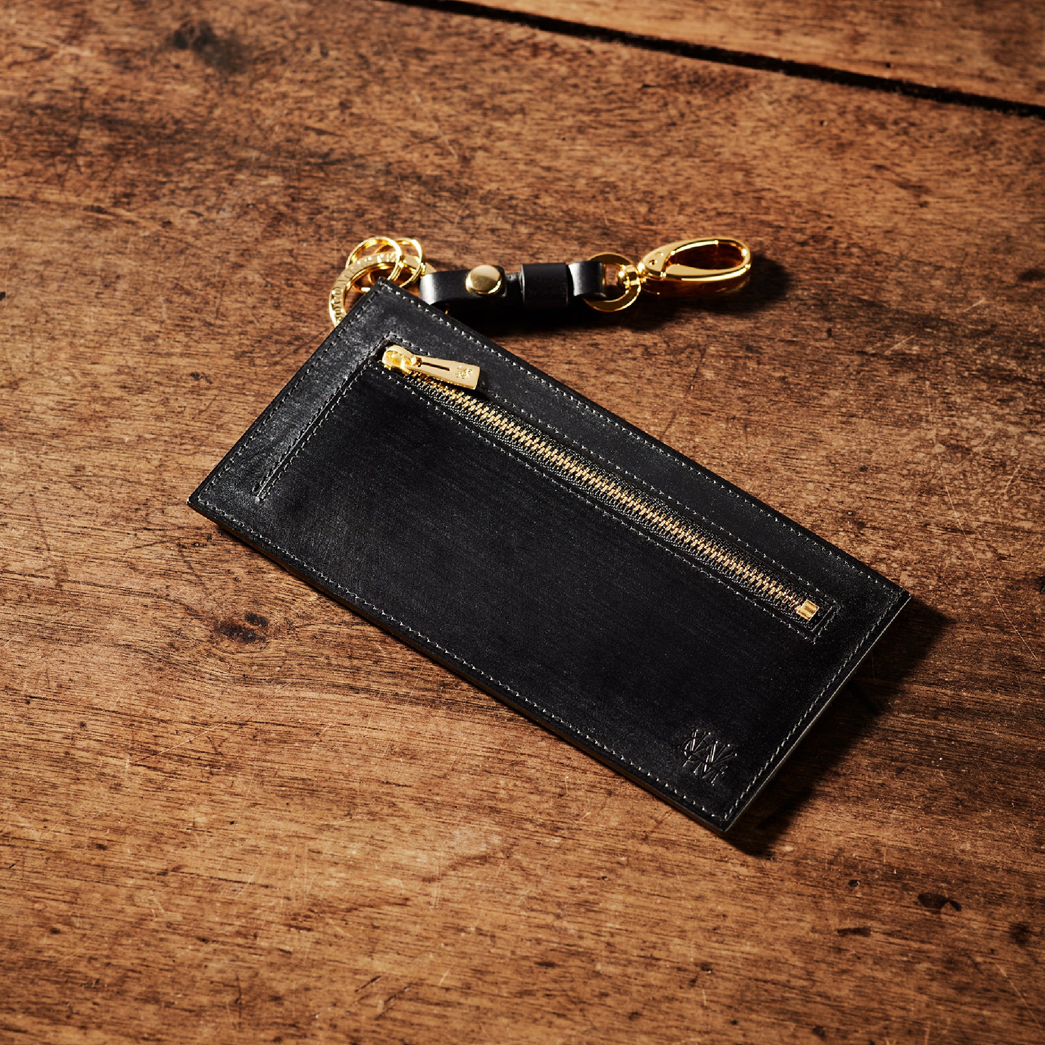 #カラー_ブラック