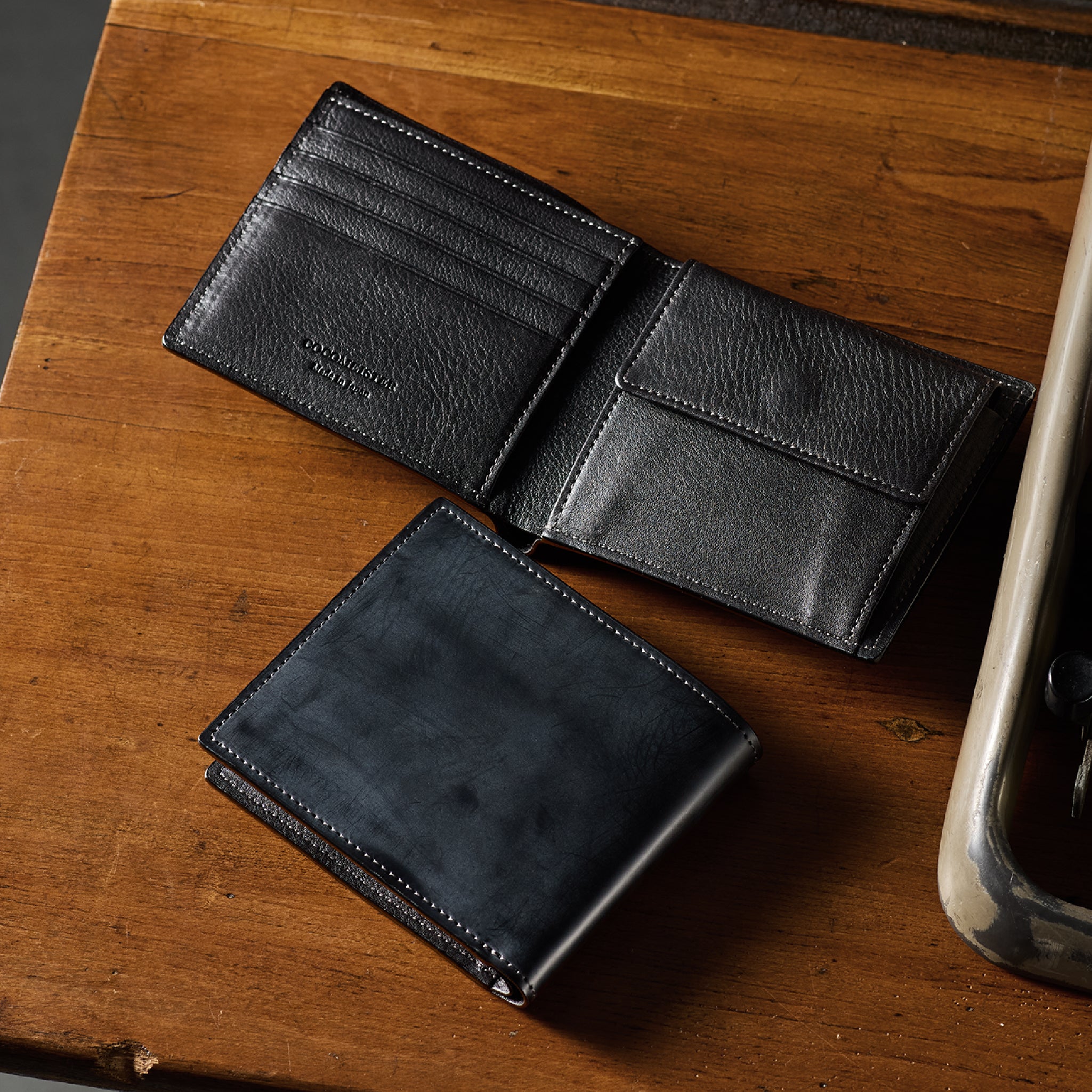 #カラー_ダービーブラック