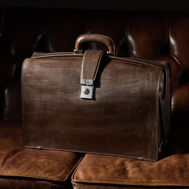 オークバーク ダレスバッグ