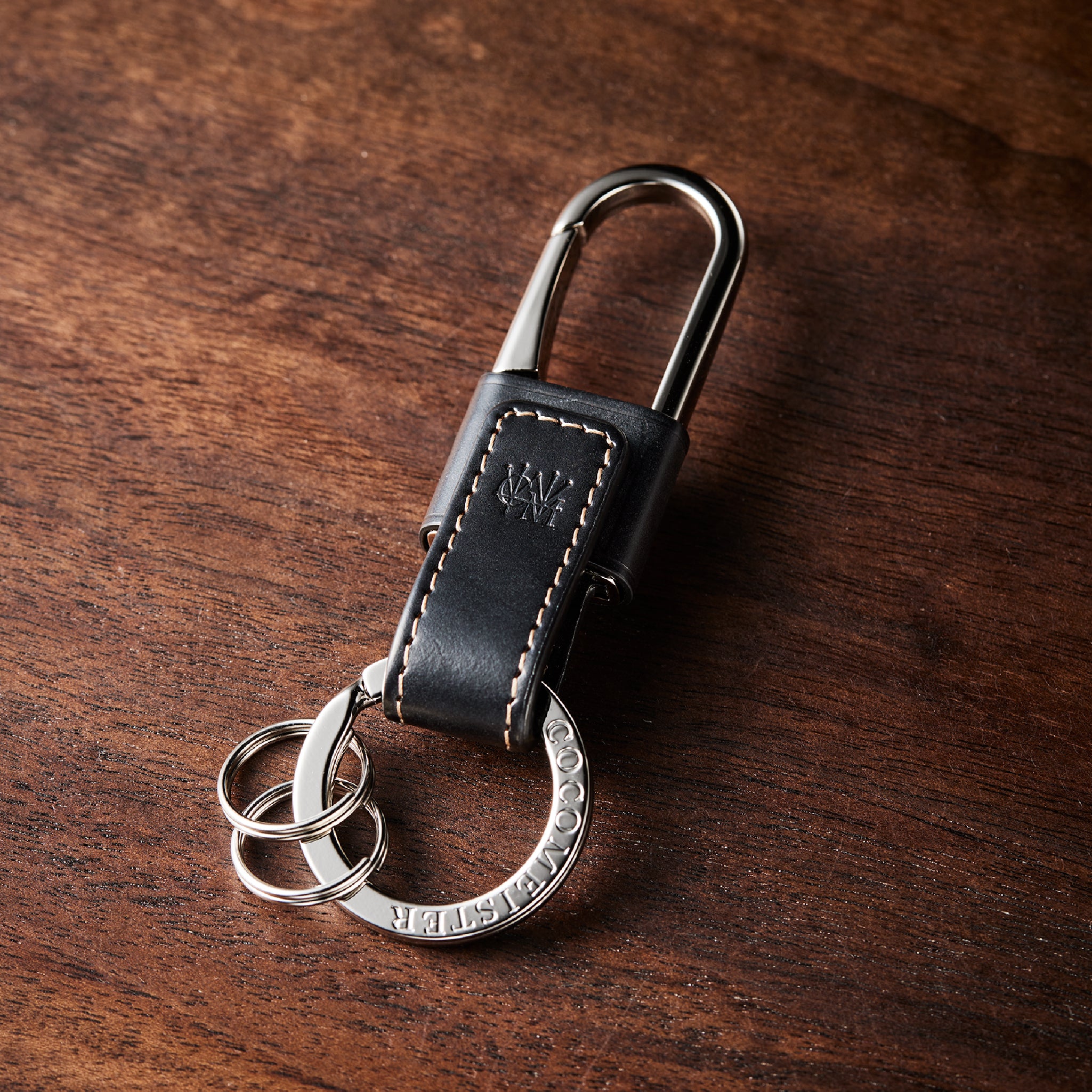 #カラー_クラシックブラック