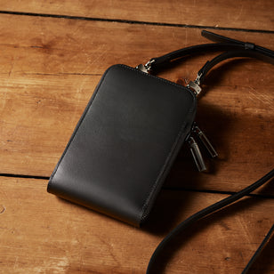 シティライト スマホジップショルダー