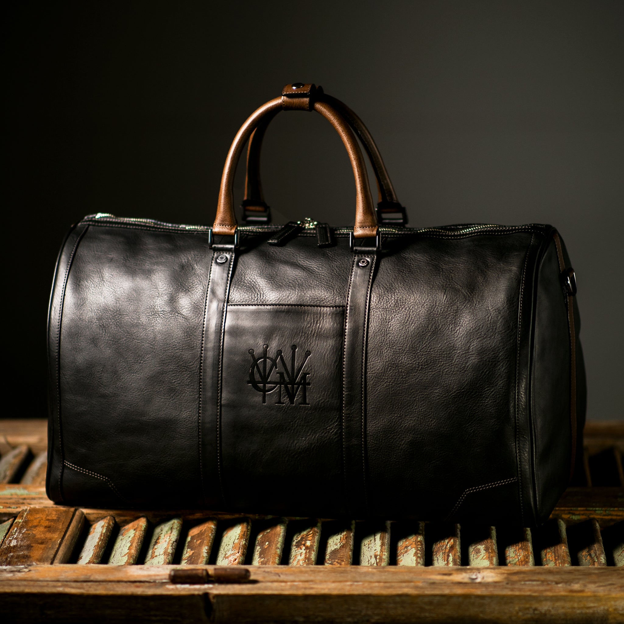 #カラー_チャコールブラック