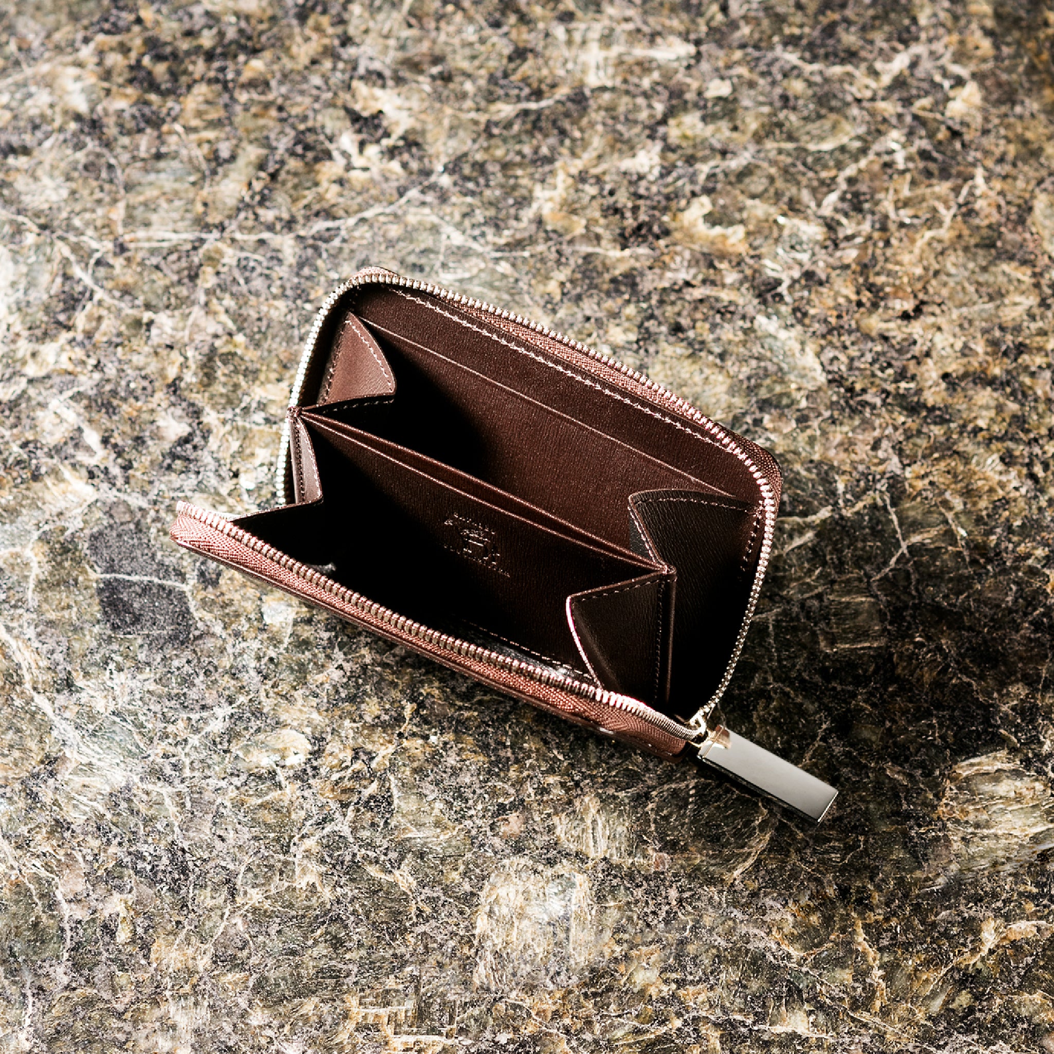 #カラー_マローネスクーロ