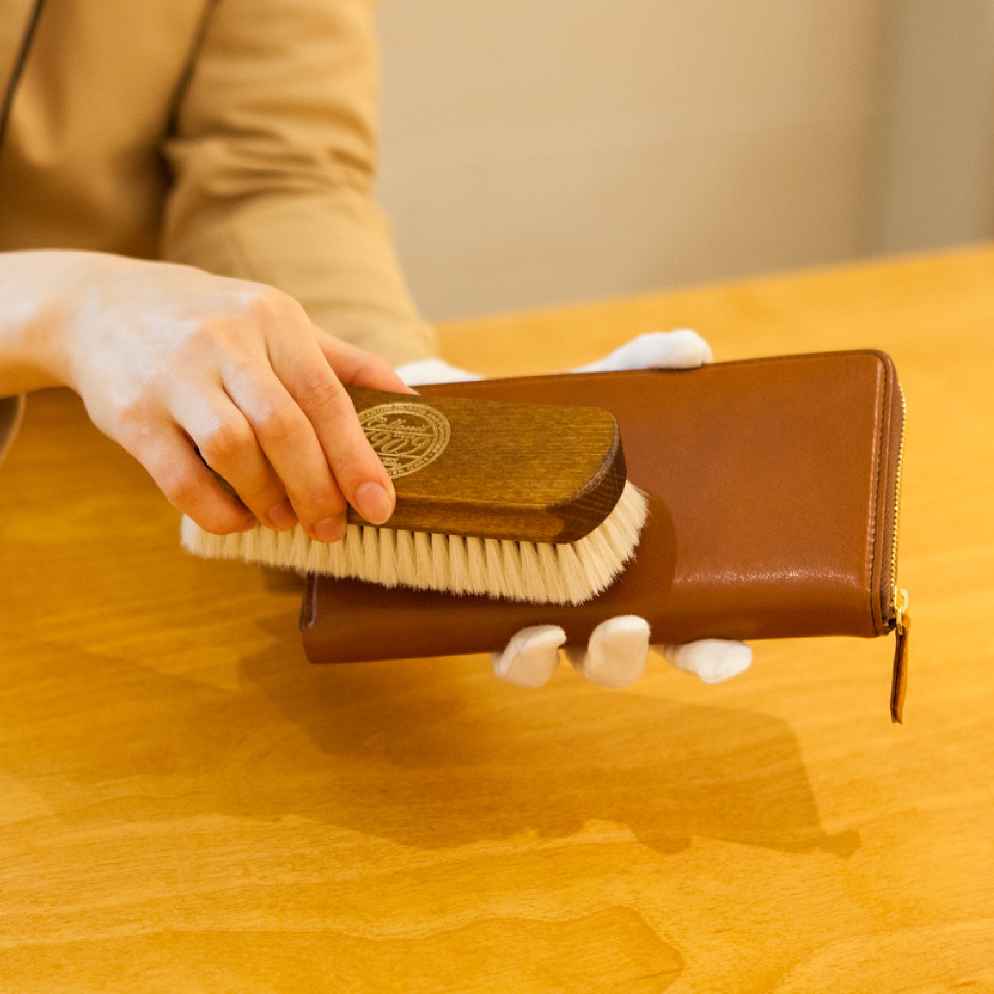 コロニル ファインポリッシングブラシ