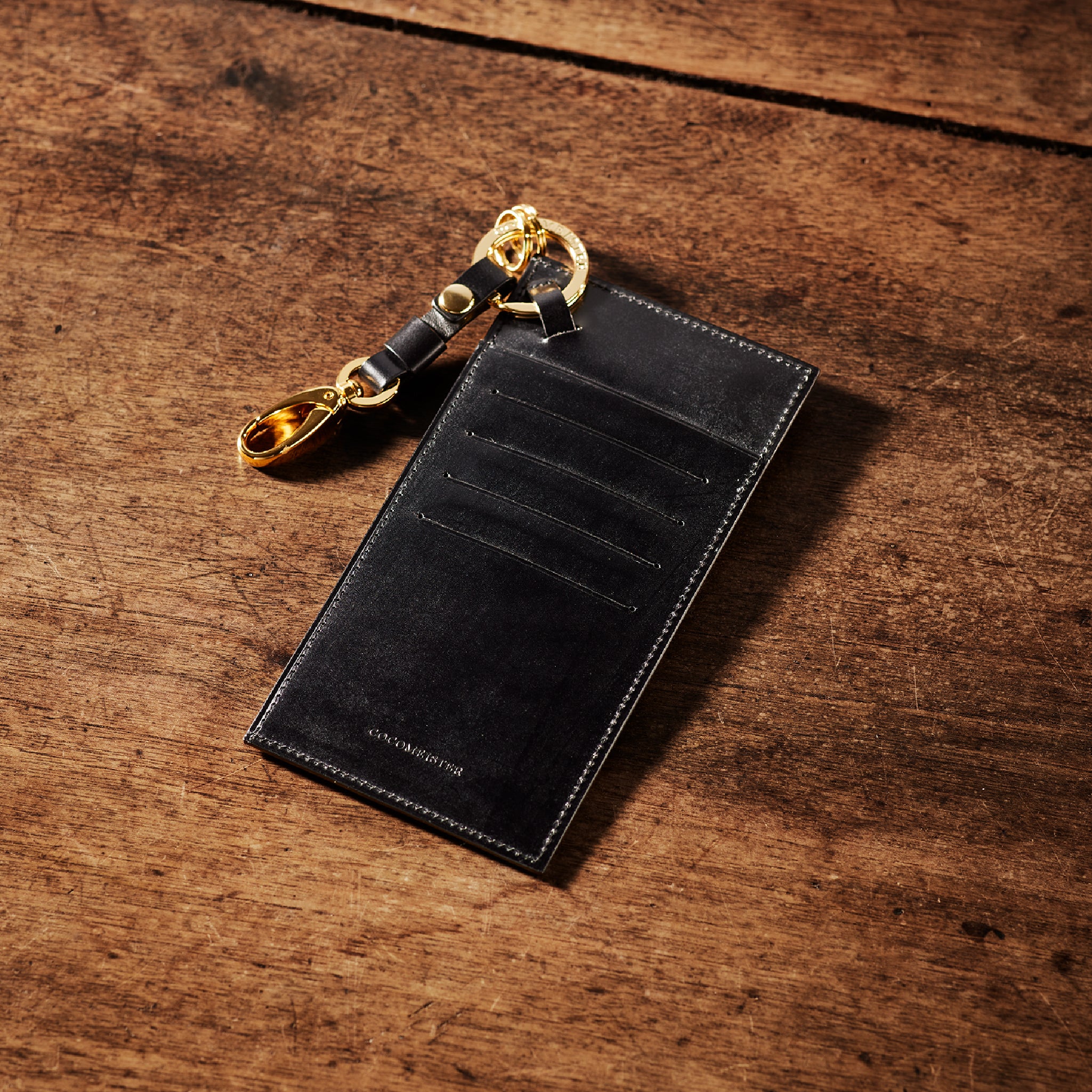 #カラー_ブラック