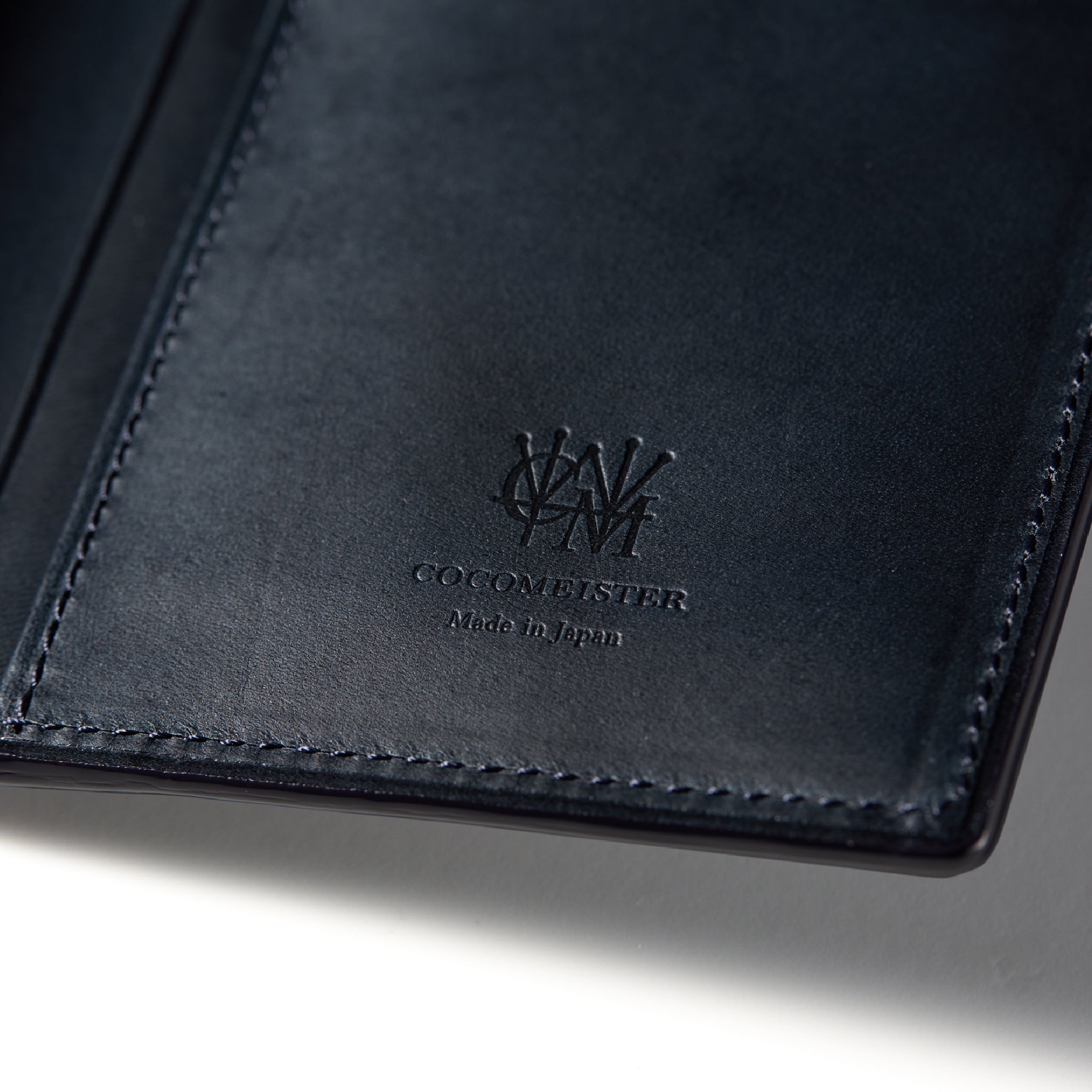 ミネルバリスシオ 長財布