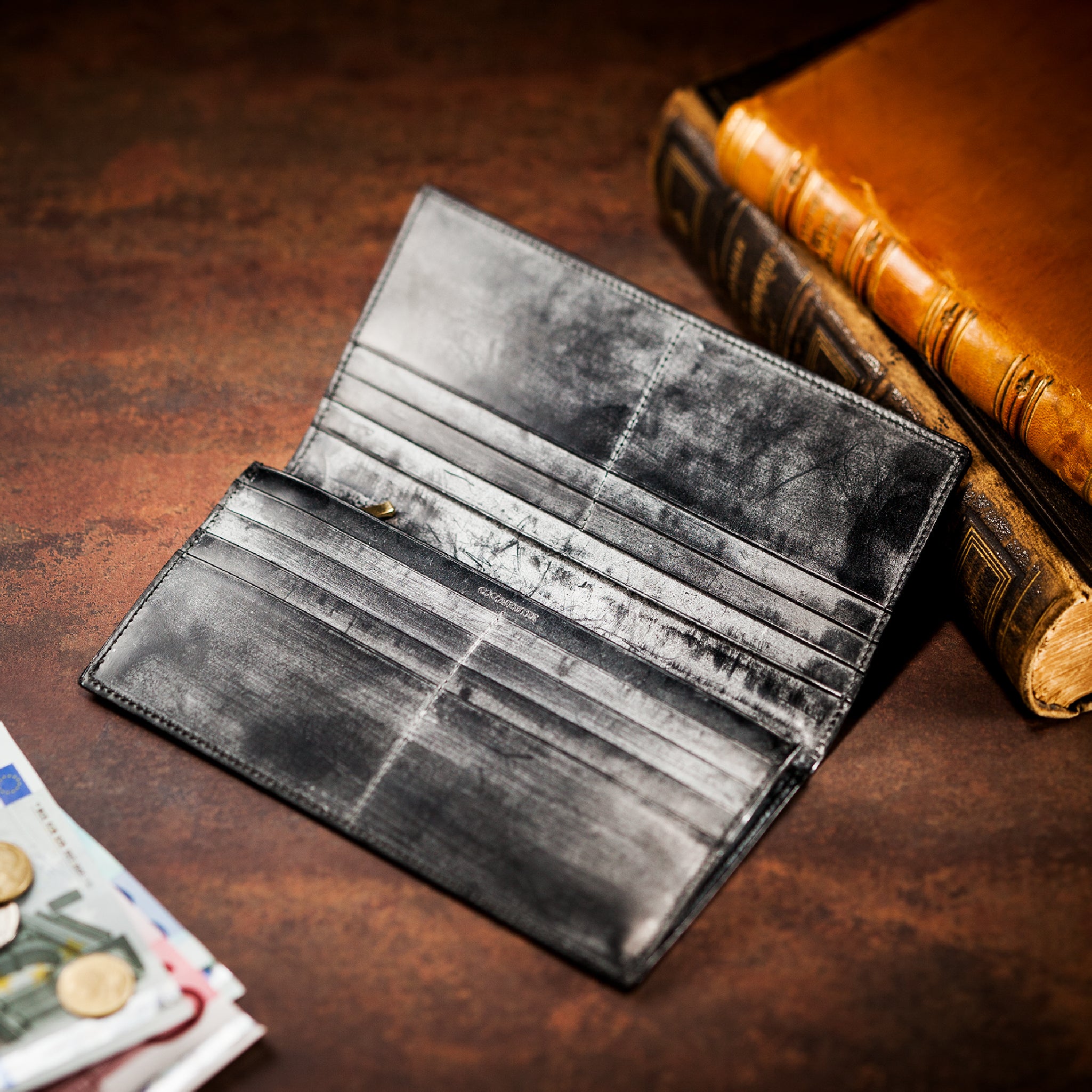 #カラー_ブラック