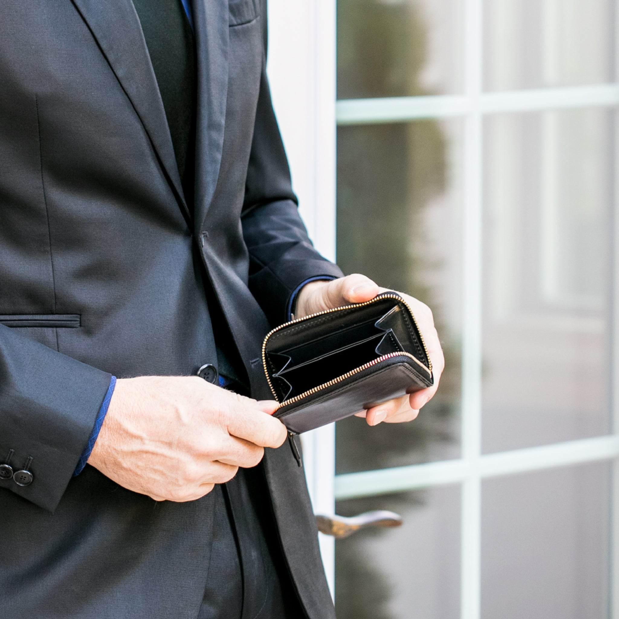 #カラー_ブラック