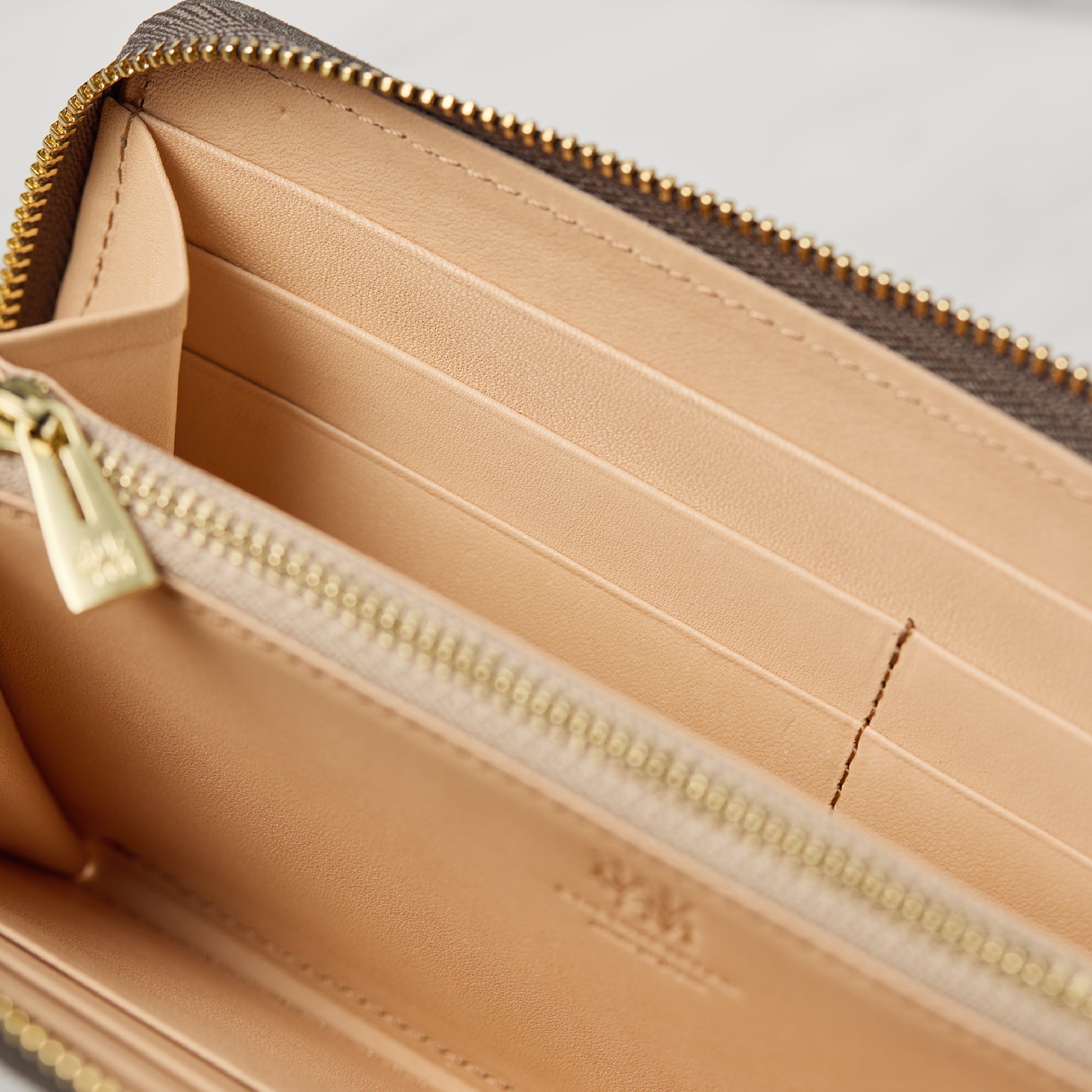 #カラー_ブリティッシュスカイ