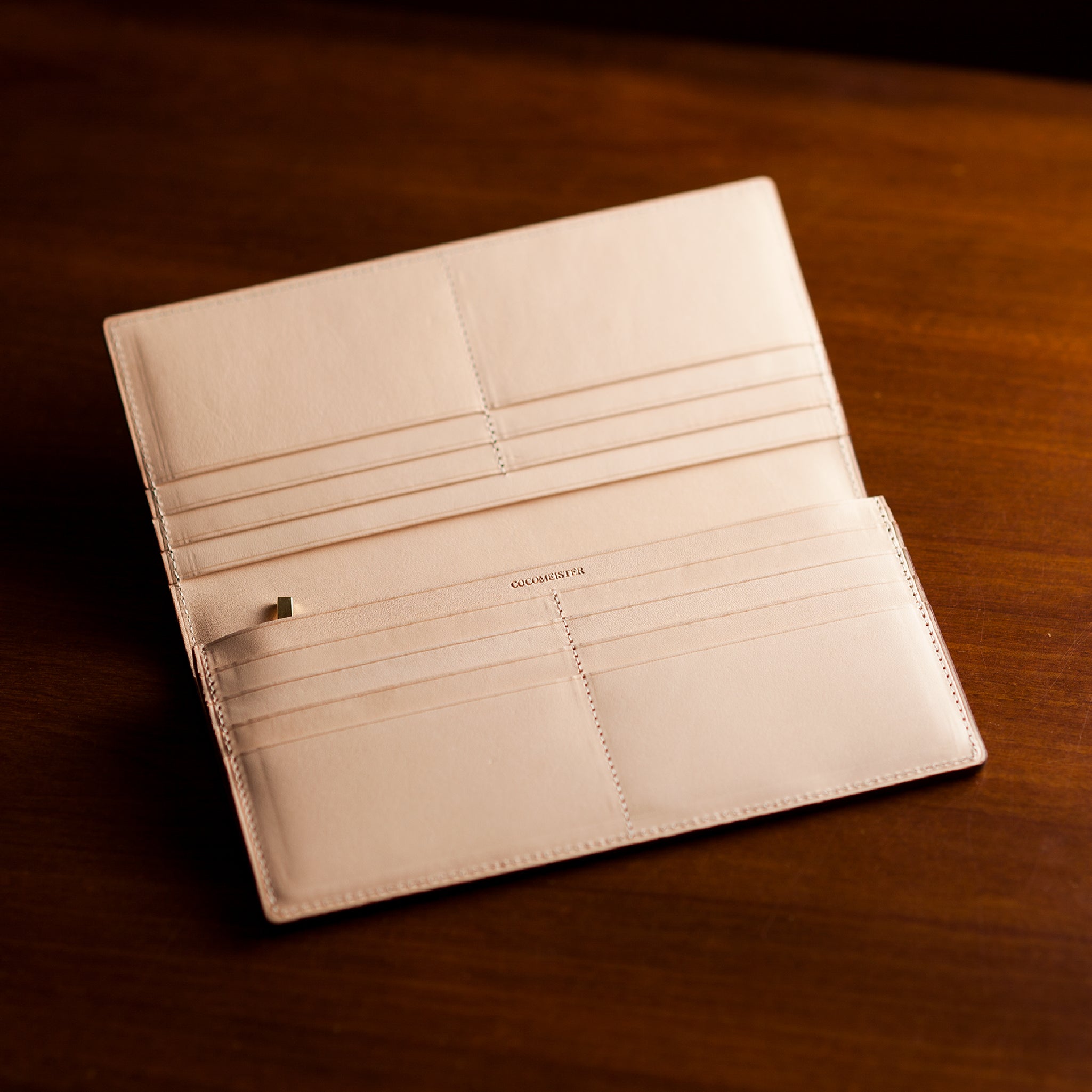 マットーネ オリヴェートウォレット