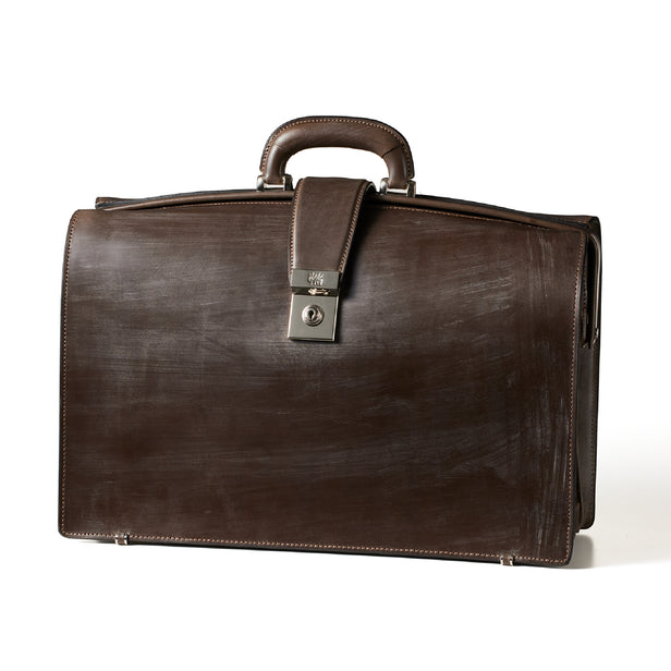 <p>ブラックリーフ</p>