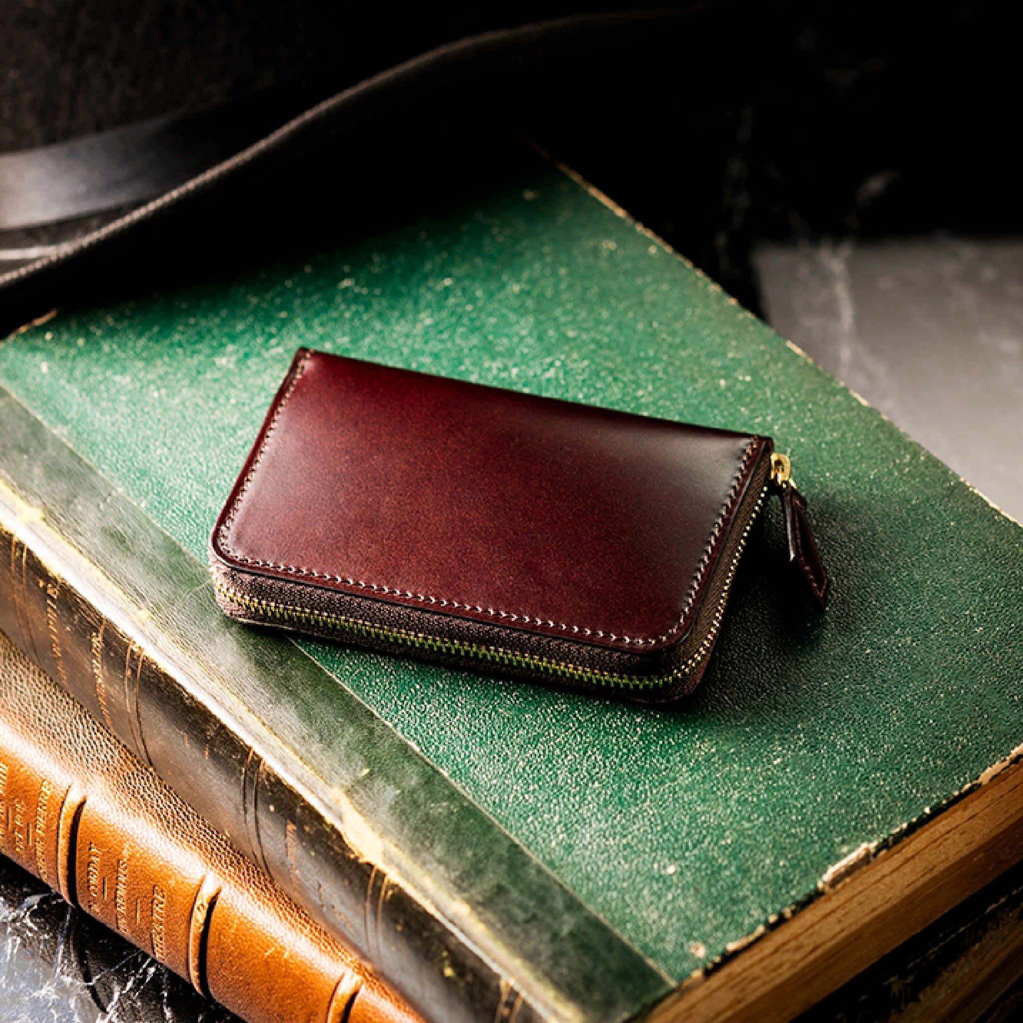 #カラー_ボルドーワイン