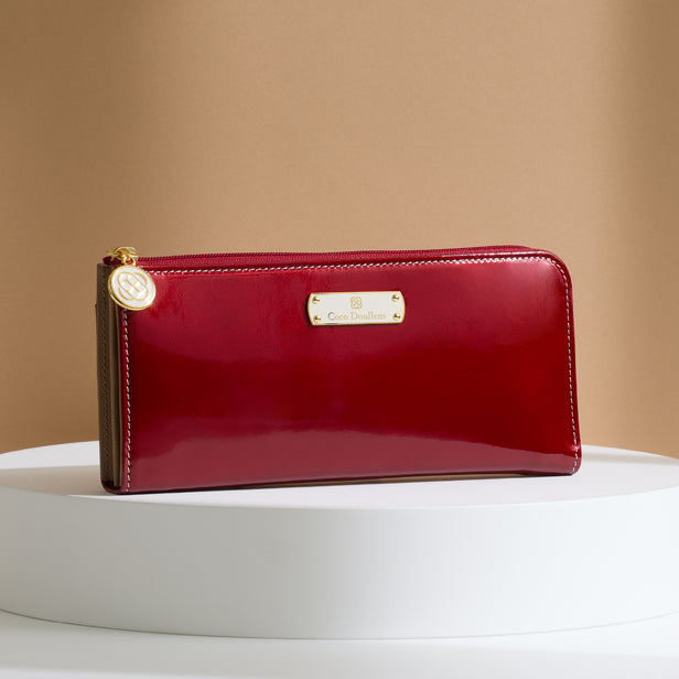 チェリーレッド