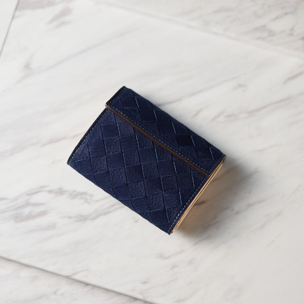 ロイヤルブルー