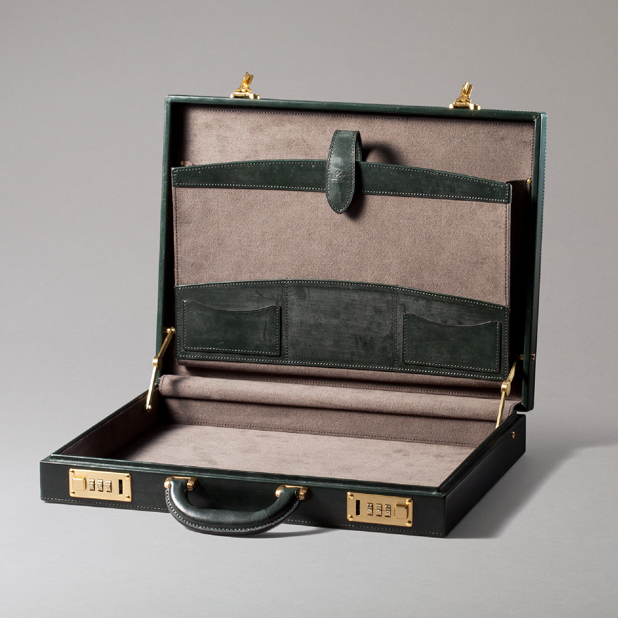 #Color_モスグリーン