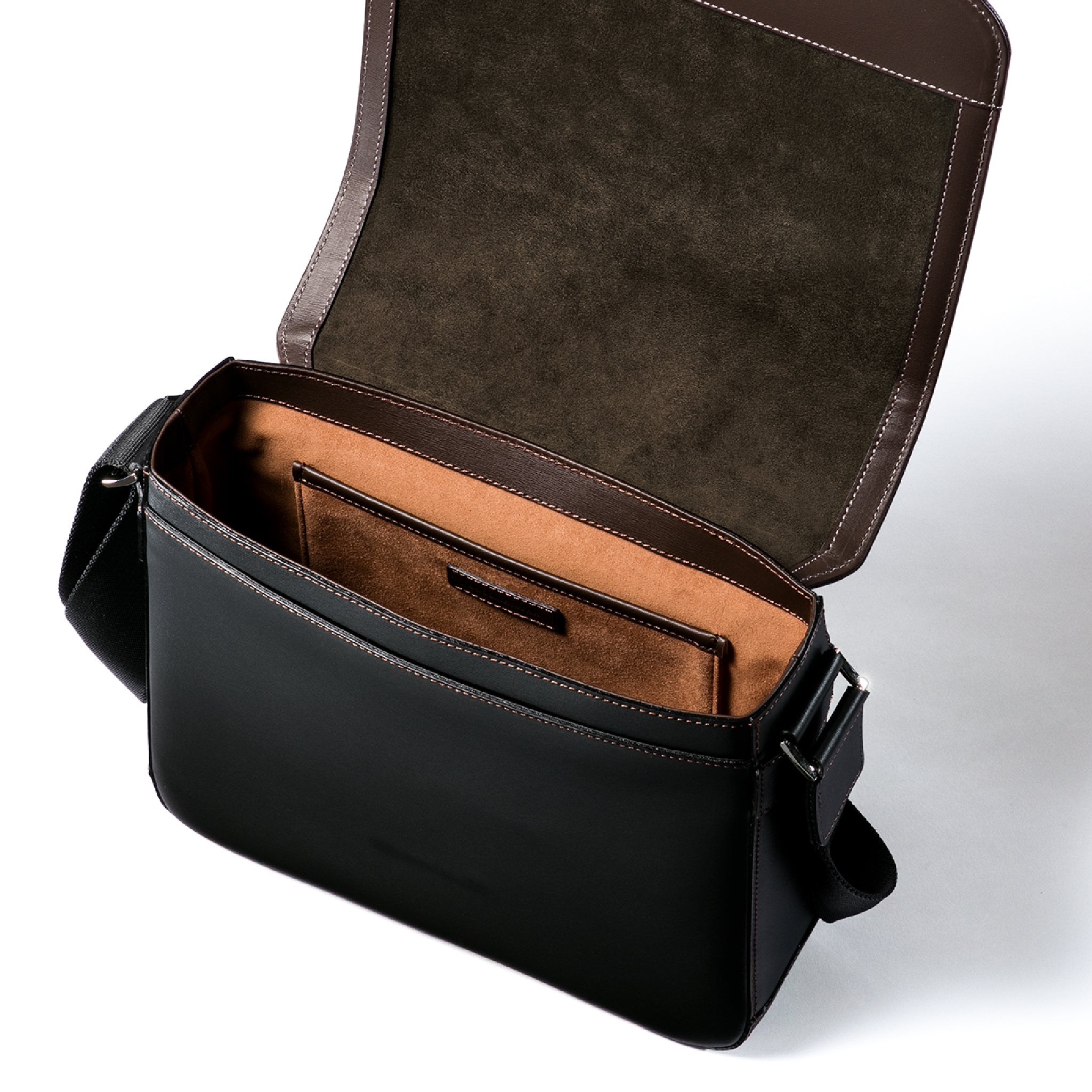 #Color_マローネスクーロ