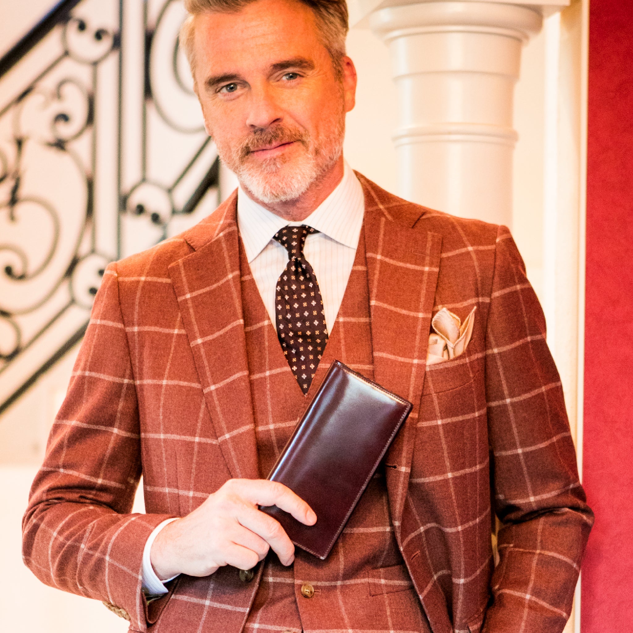 #カラー_ボルドーワイン