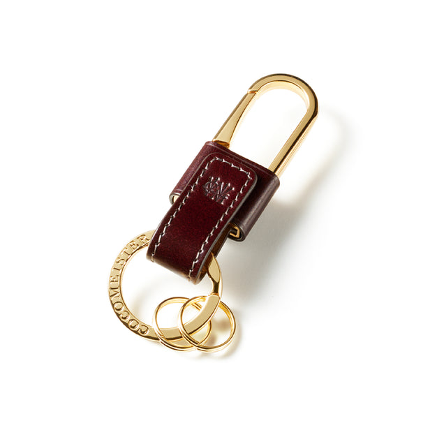 <p>ビターブラウン</p>