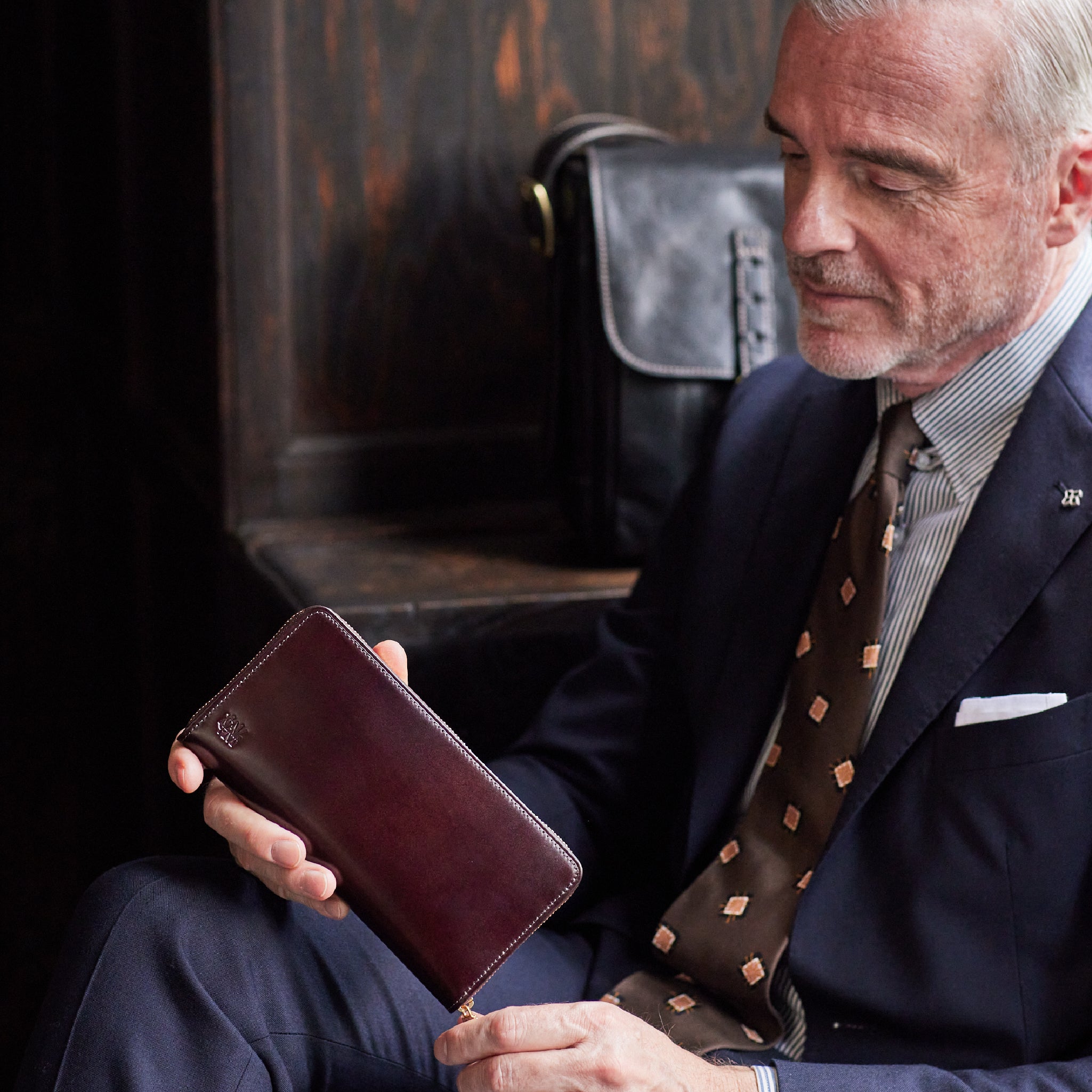 #Color_ビターブラウン