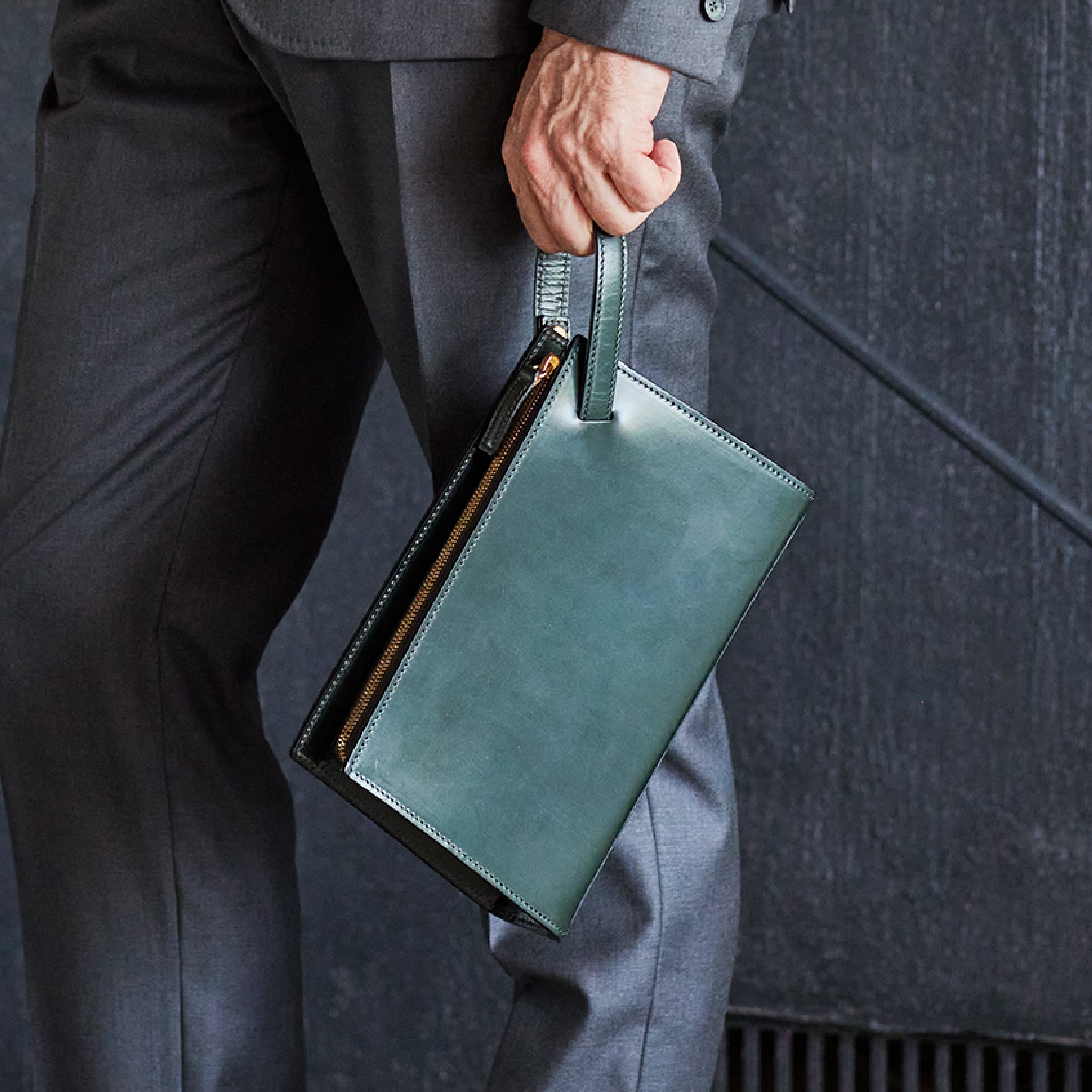 #Color_モスグリーン