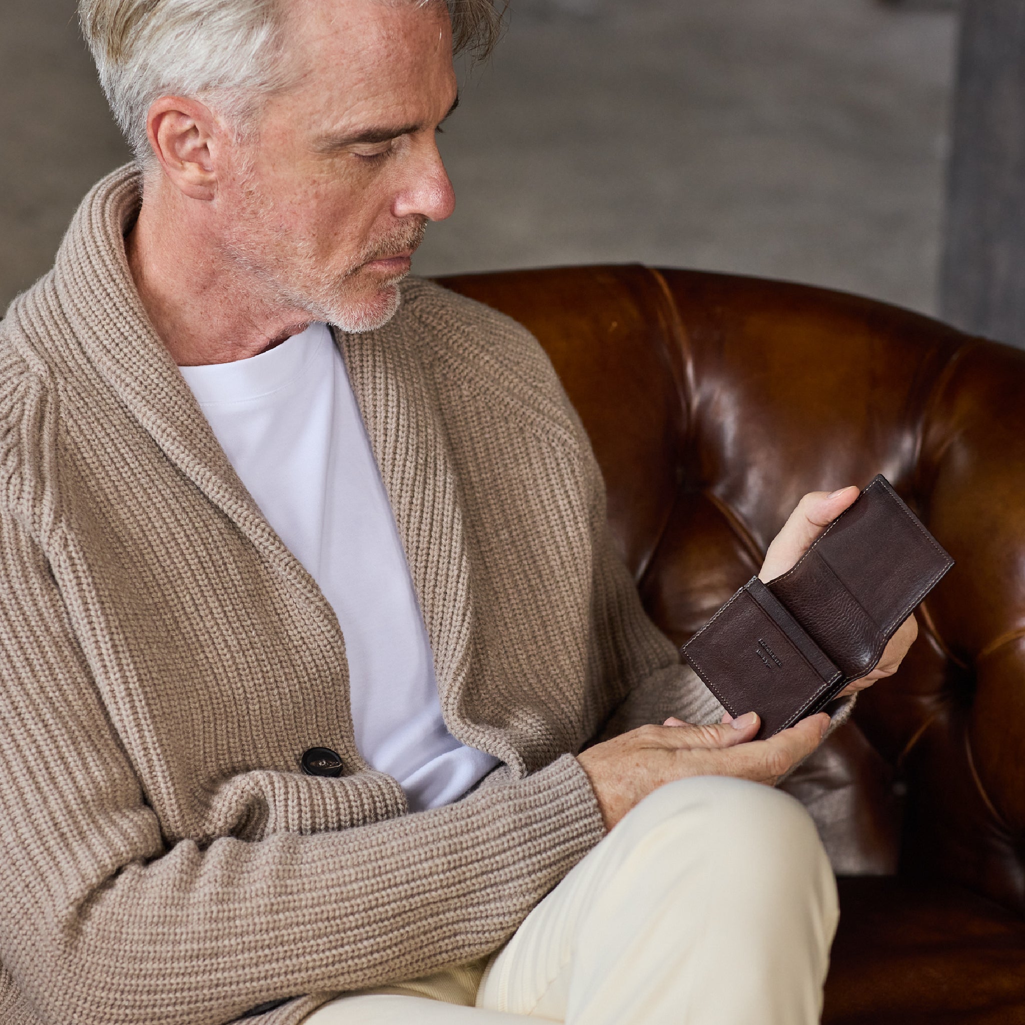 #Color_ダービーボルドー