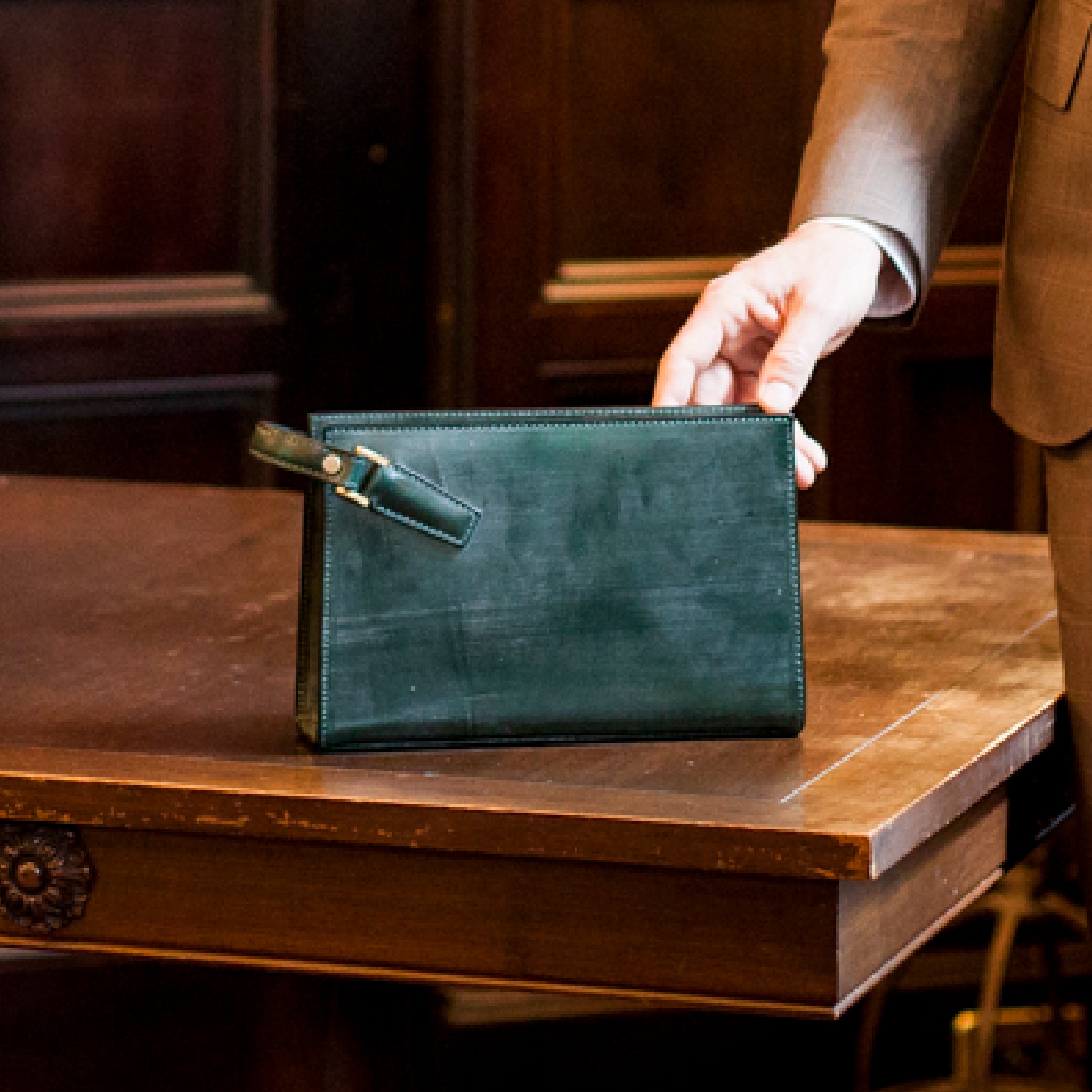 #Color_モスグリーン