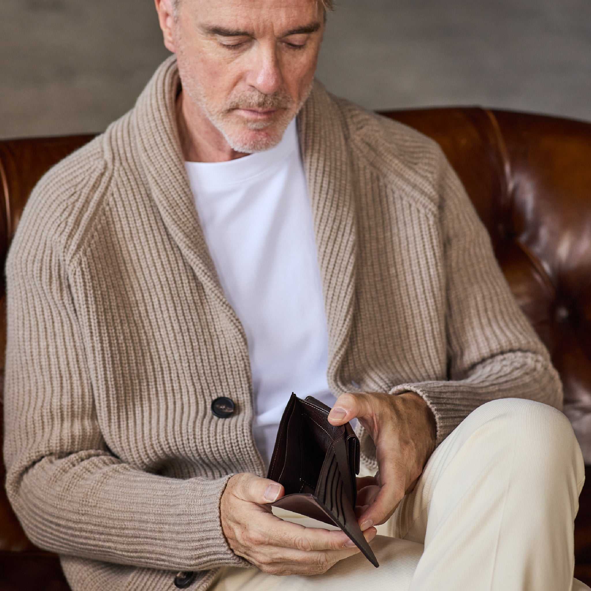 #カラー_ダービーボルドー