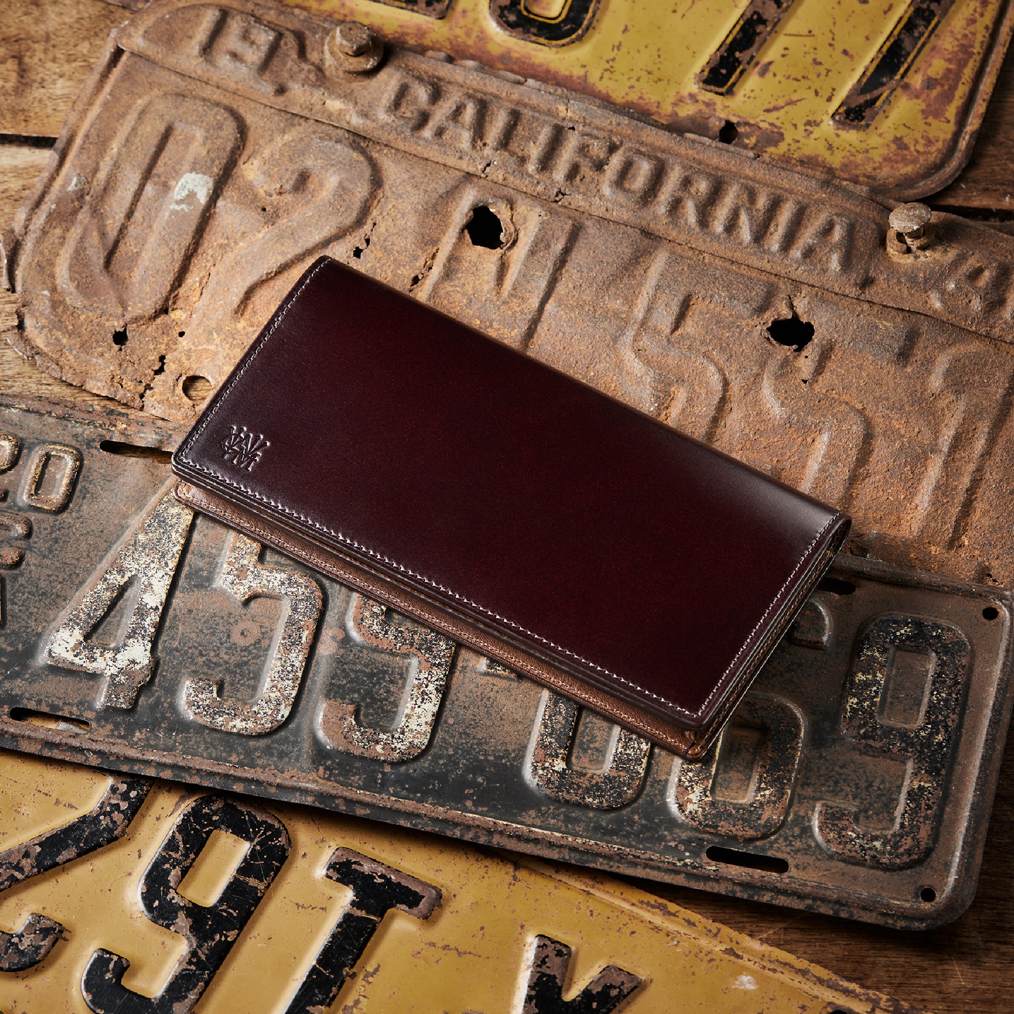 #カラー_ビターブラウン