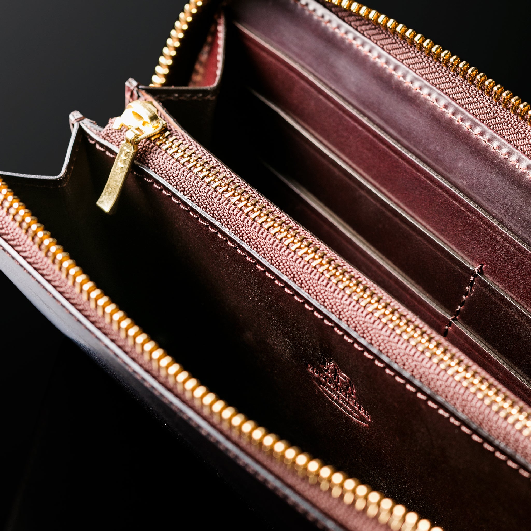 #カラー_ボルドーワイン