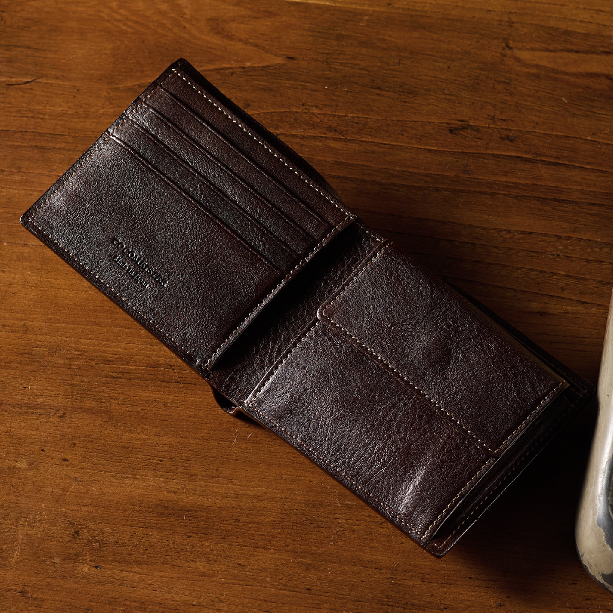 #カラー_ダービーボルドー