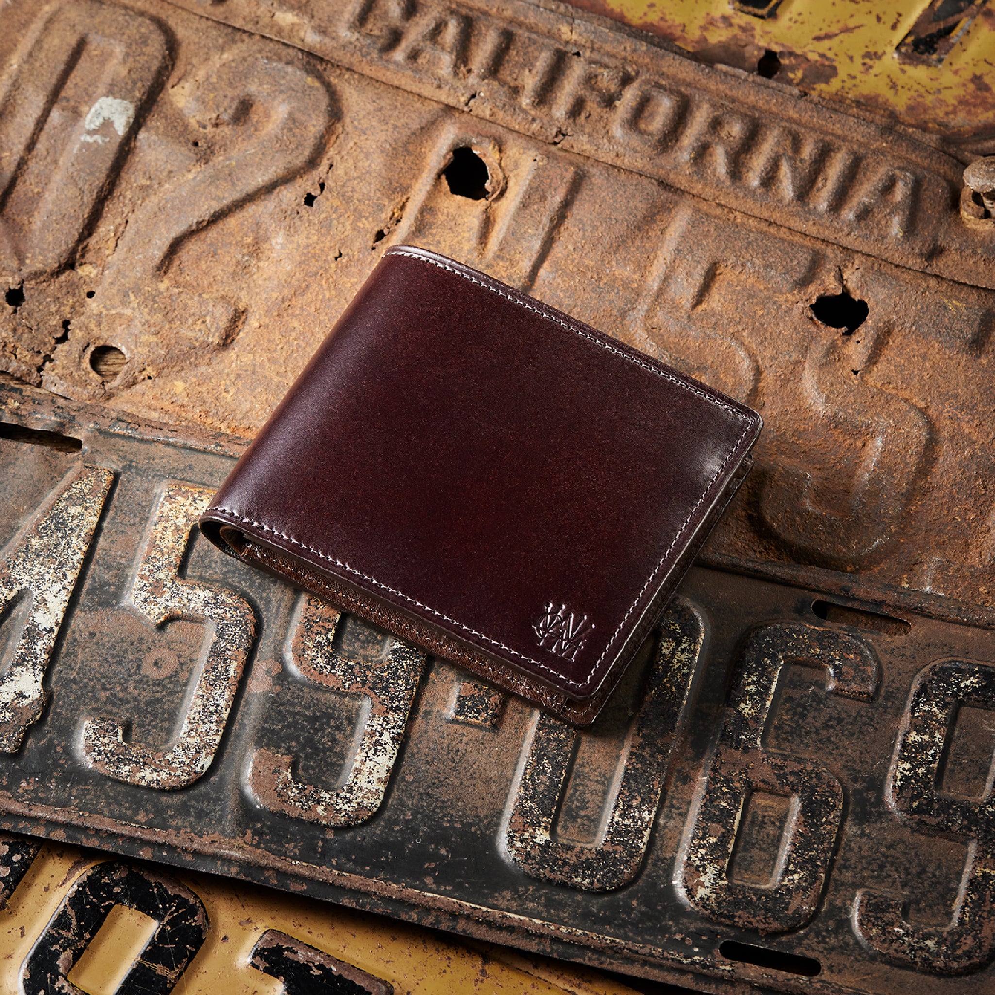 #カラー_ビターブラウン