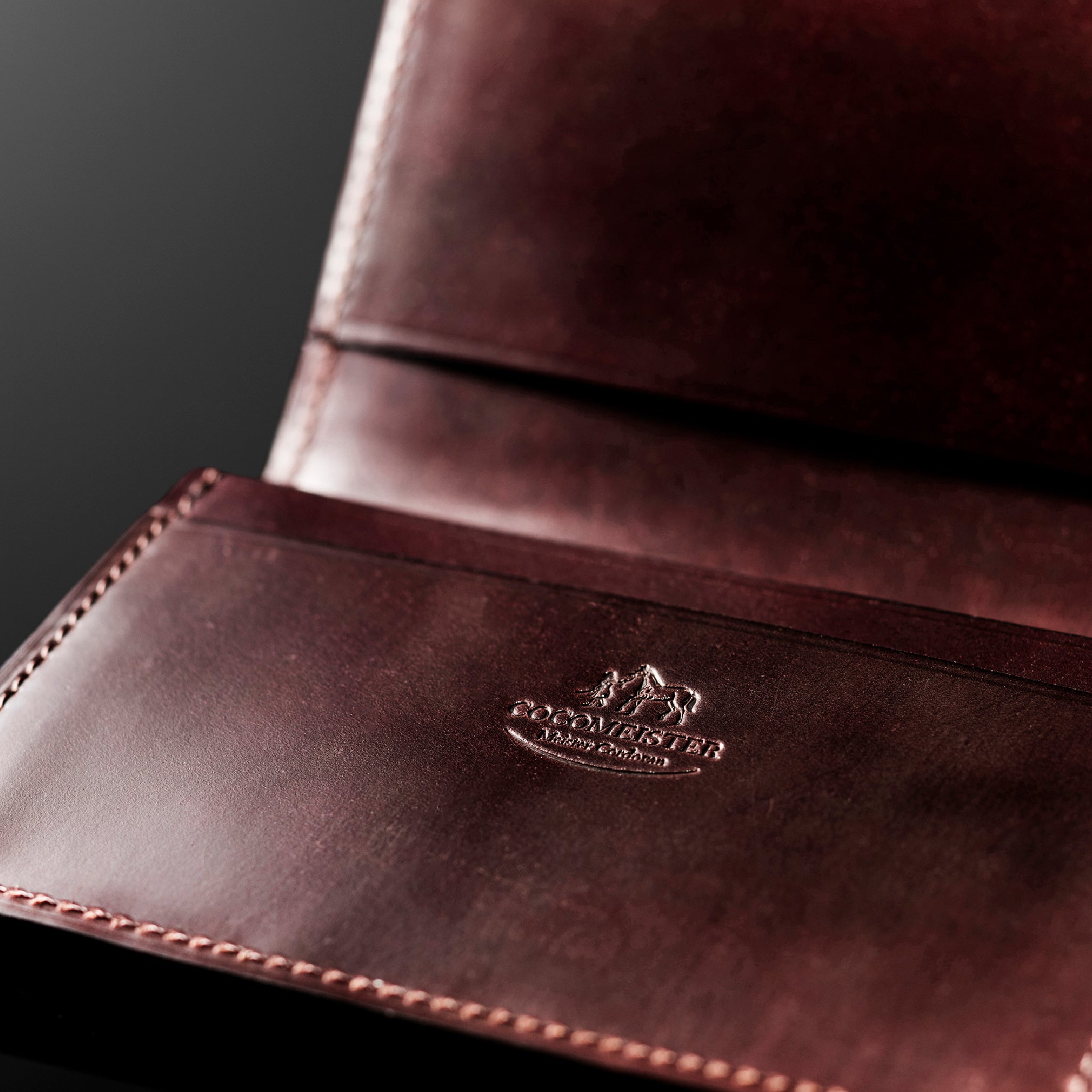 #カラー_ボルドーワイン