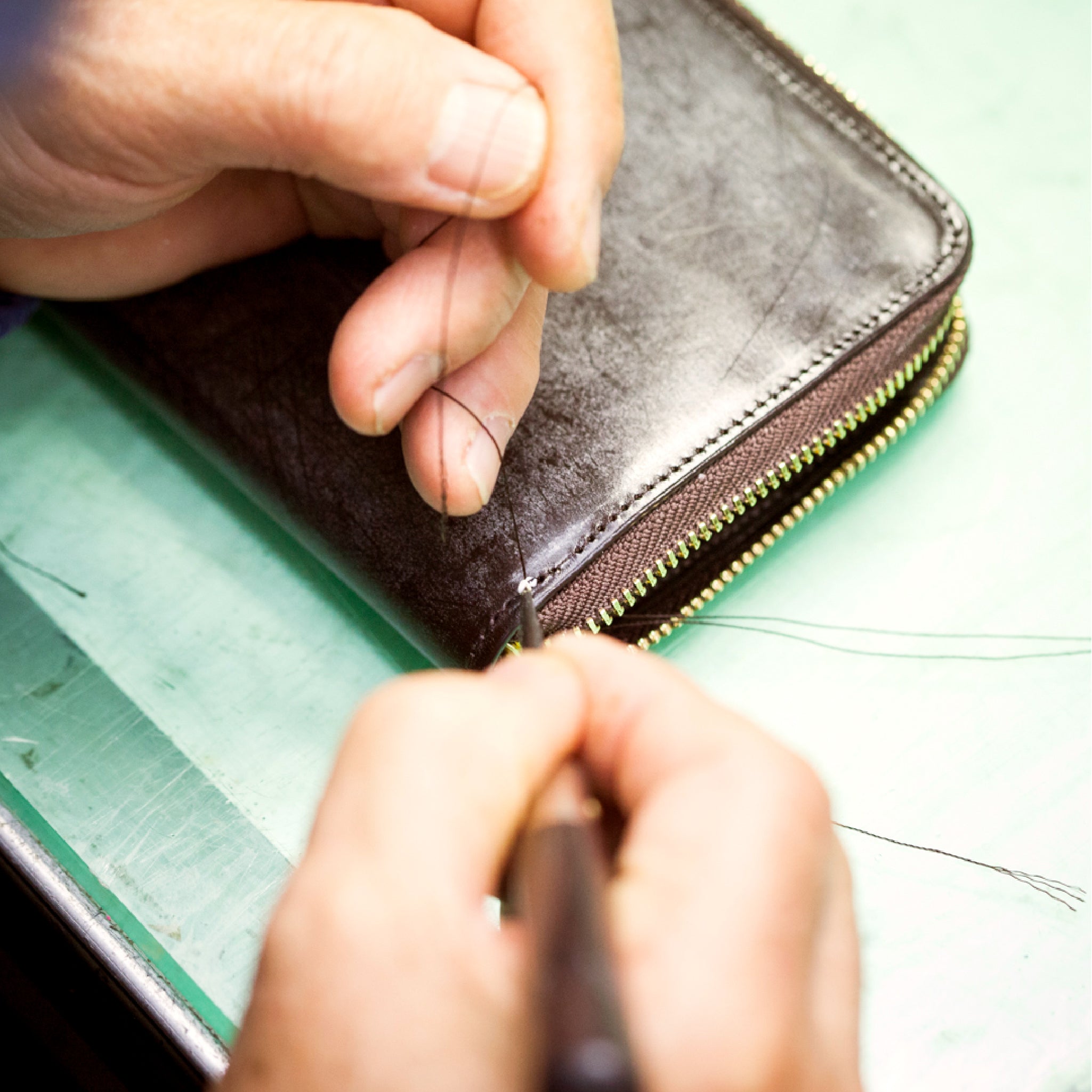 ジョージブライドル バイアリーウォレット