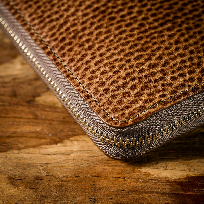 ロッソピエトラ ラウンド長財布