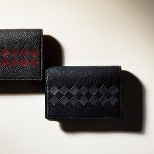 マリンブラック