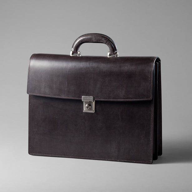 ロイヤルブラウン