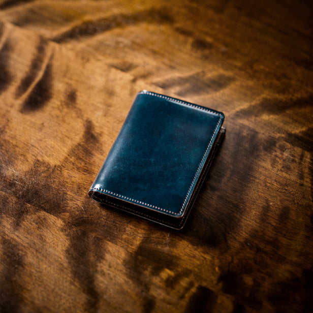 ネイビーブルー