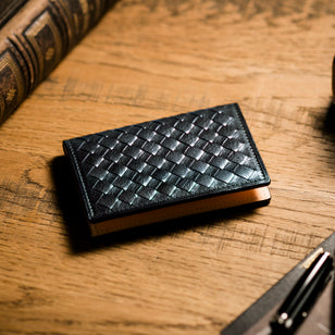 ダークネイビー