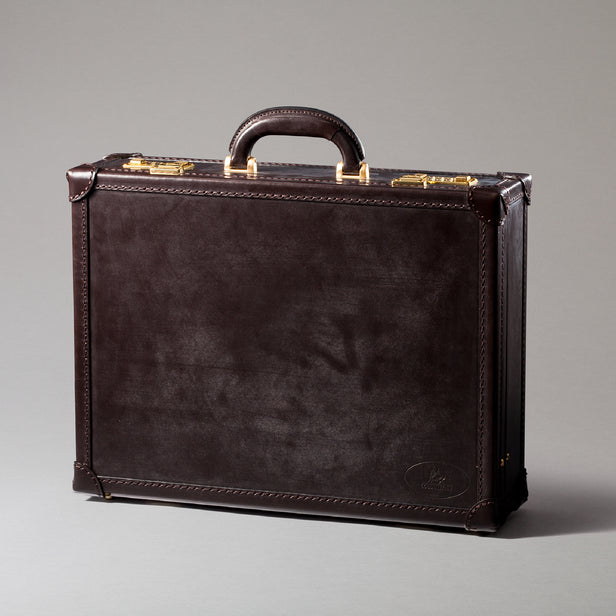 <p>ロイヤルブラウン</p>