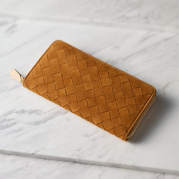 オーセンティック