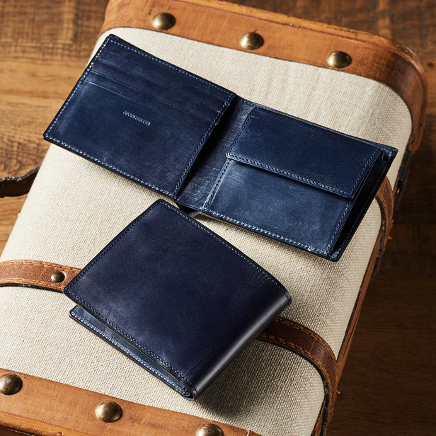 ダークネイビー